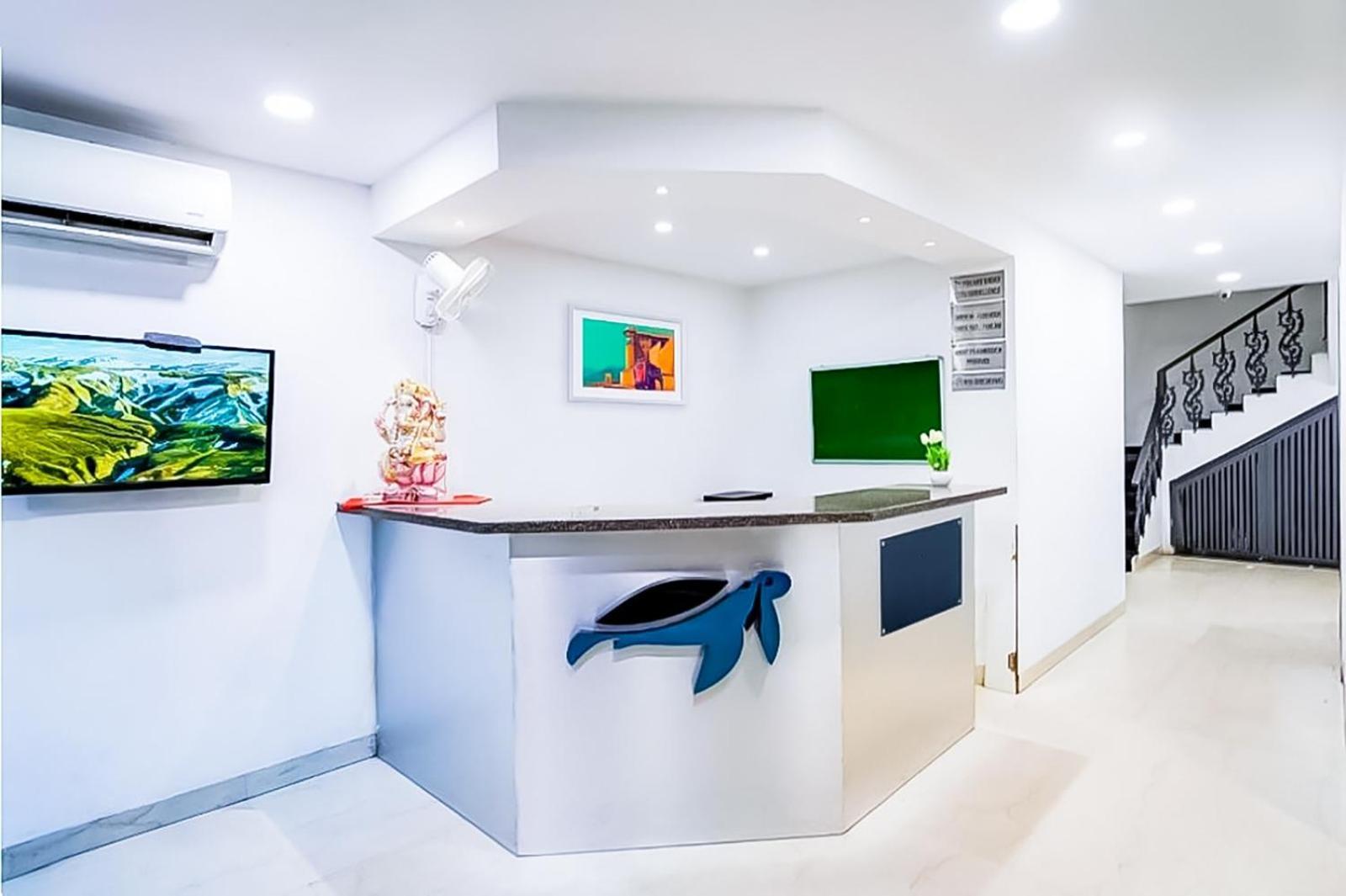 Family Rooms Inn - Shalimarbagh Ню Делхи Екстериор снимка