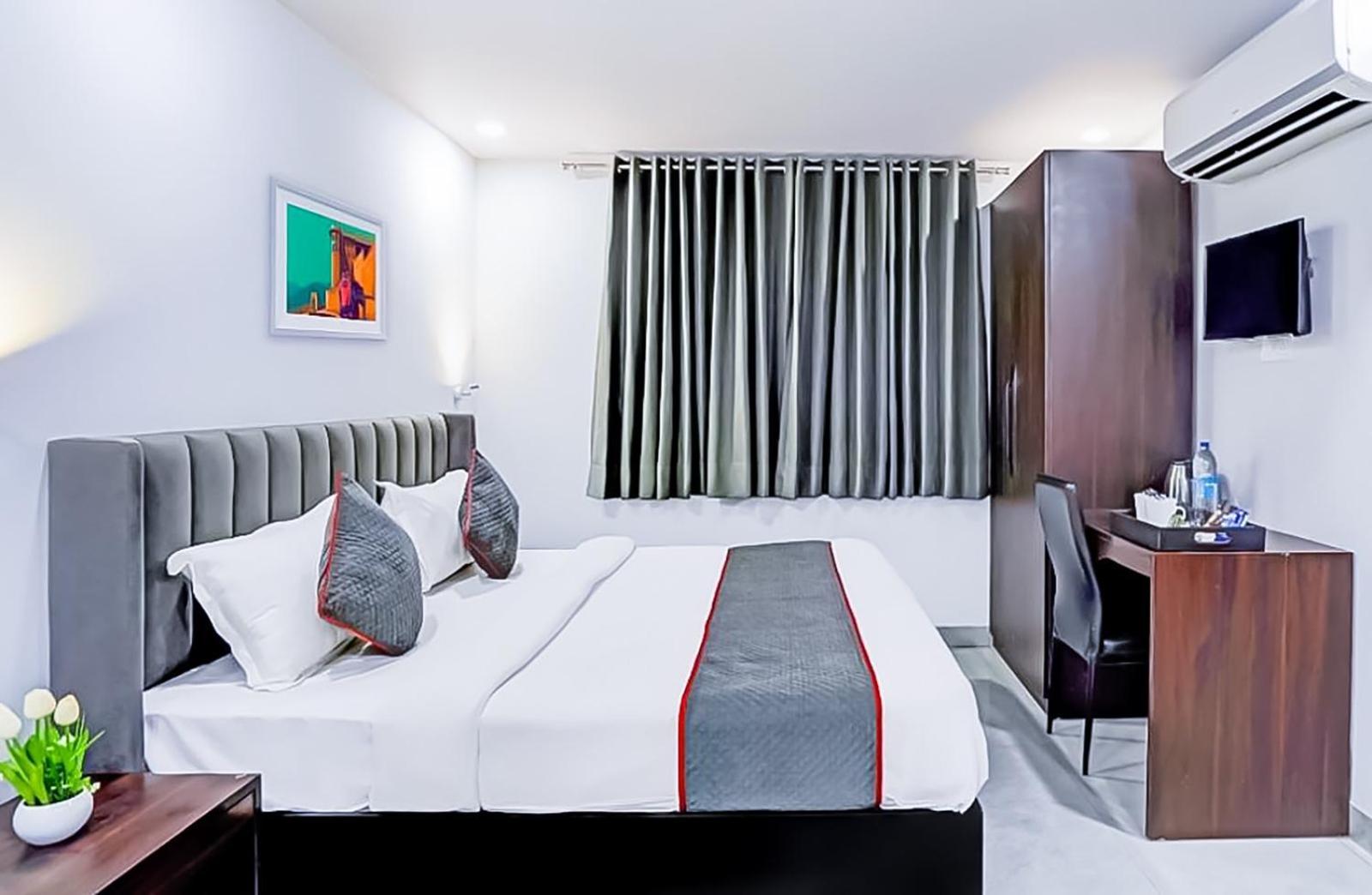 Family Rooms Inn - Shalimarbagh Ню Делхи Екстериор снимка